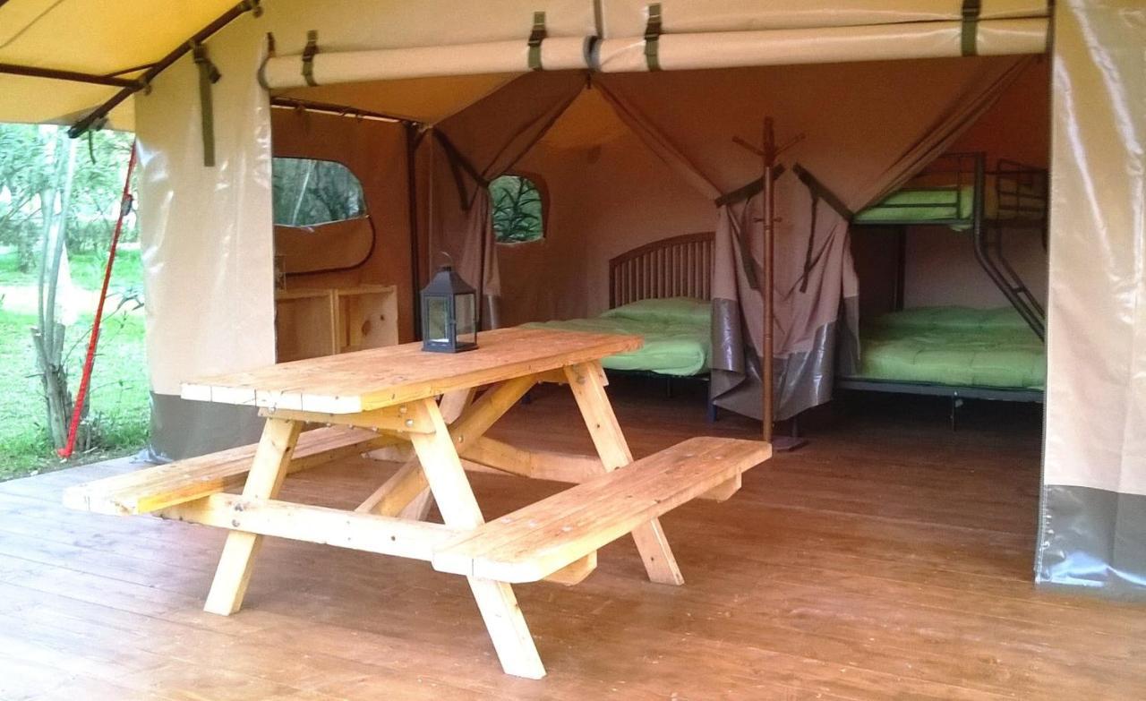 Camping Karavomilos Sami  Eksteriør billede